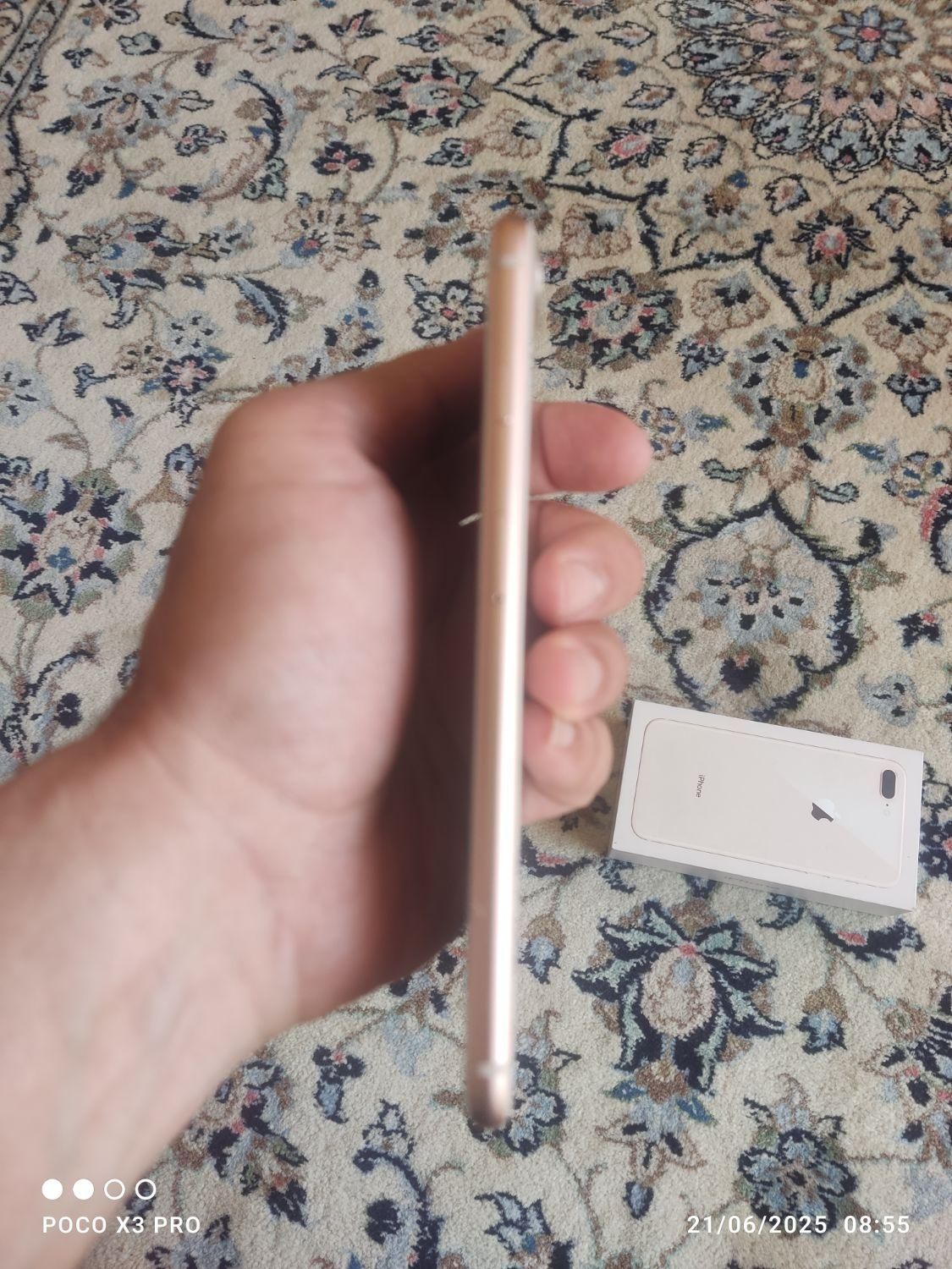 اپل iPhone 8 Plus با حافظهٔ ۲۵۶ گیگابایت|موبایل|اصفهان, باغ دریاچه|دیوار