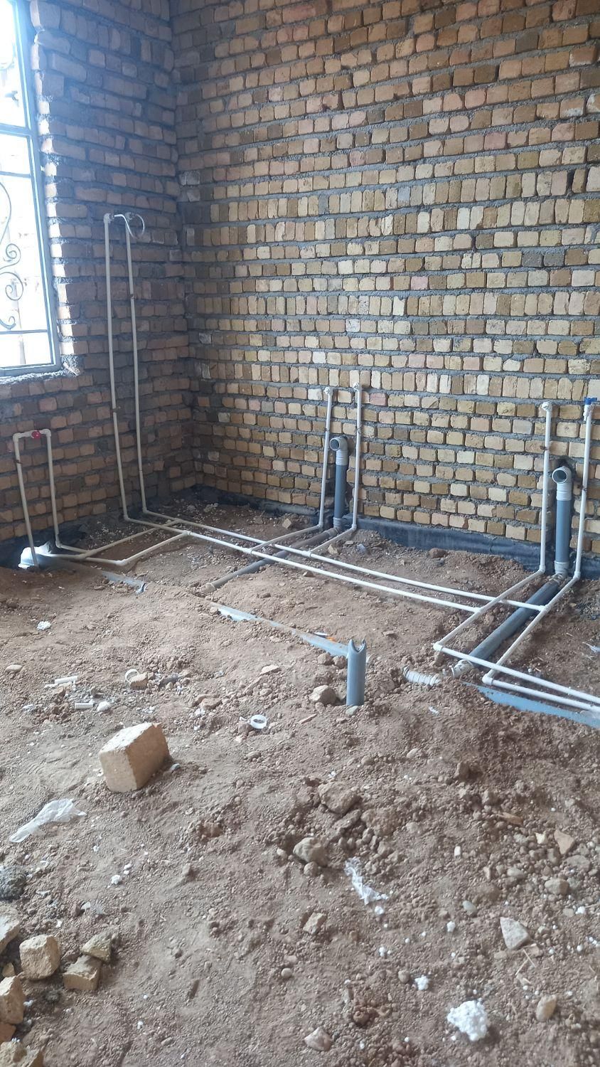 لوله کشی آب و فاضلاب و پکیج و پنج لایه|خدمات پیشه و مهارت|بروجرد, |دیوار