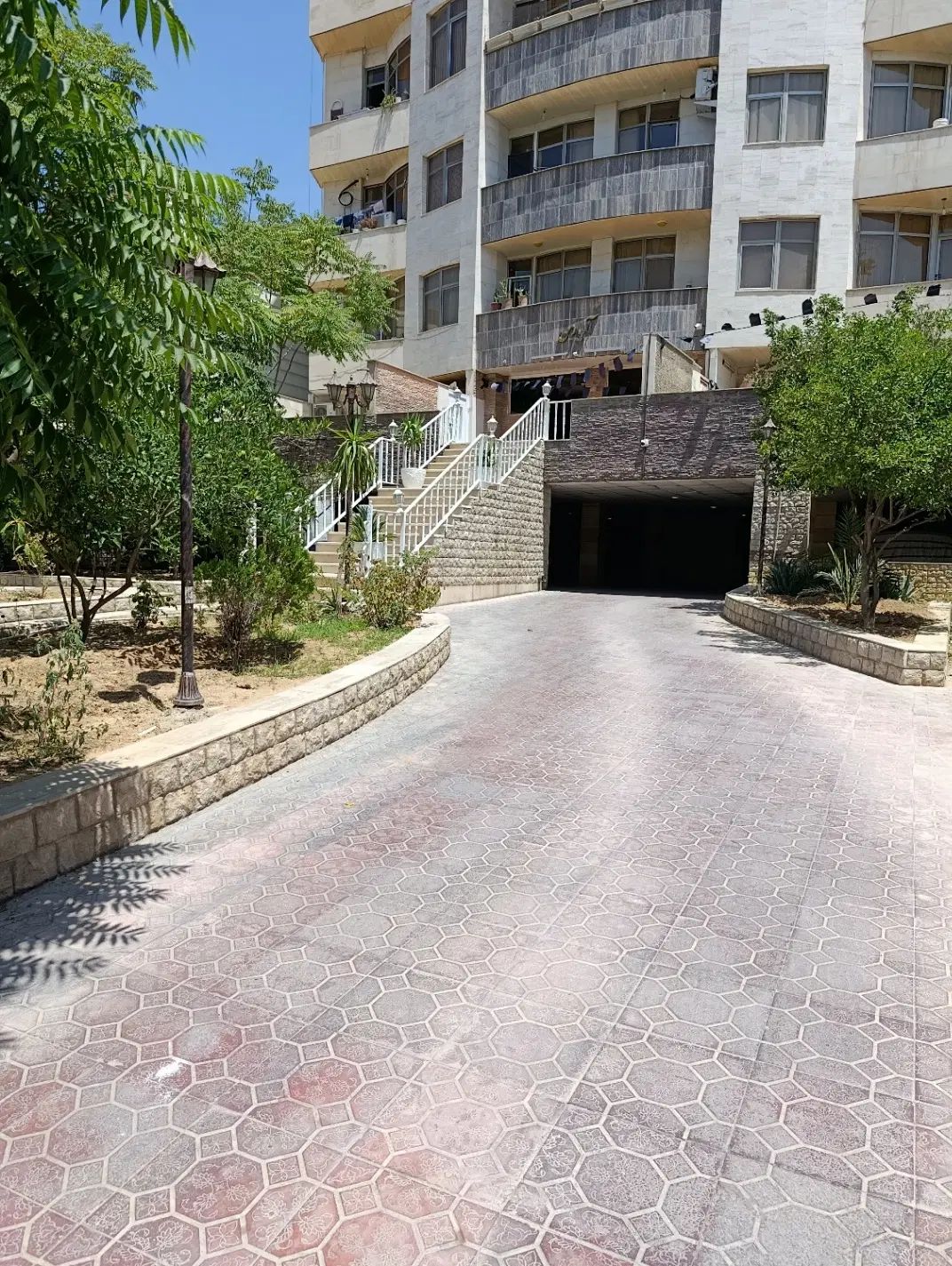 فروش آپارتمان چهارراه دلگشا (کوچه سرسره)|فروش آپارتمان|شیراز, دلجو|دیوار