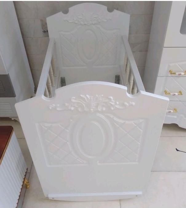 تخت کودک تخت کنار مادر گهواره چوبی تشک|اسباب و اثاث بچه|درگهان, |دیوار