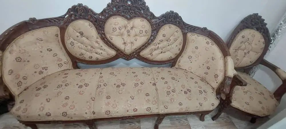 مبل هفت نفره کاملا سالم|مبلمان خانگی و میز عسلی|رشت, حافظ آباد|دیوار