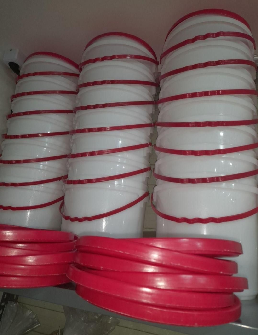 سطل درب دار|ظروف نگهدارنده، پلاستیکی، یک‌بارمصرف|رشت, توشیبا|دیوار