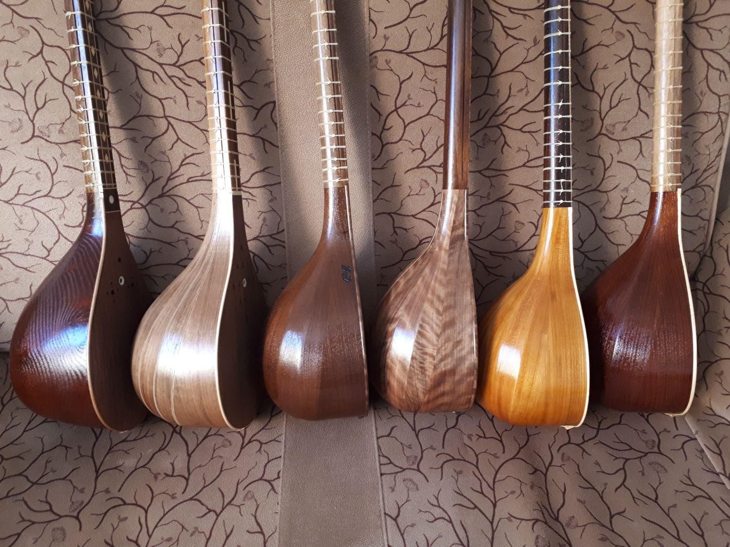 سه تار تنبور تار|سازهای سنتی|کرمانشاه, |دیوار