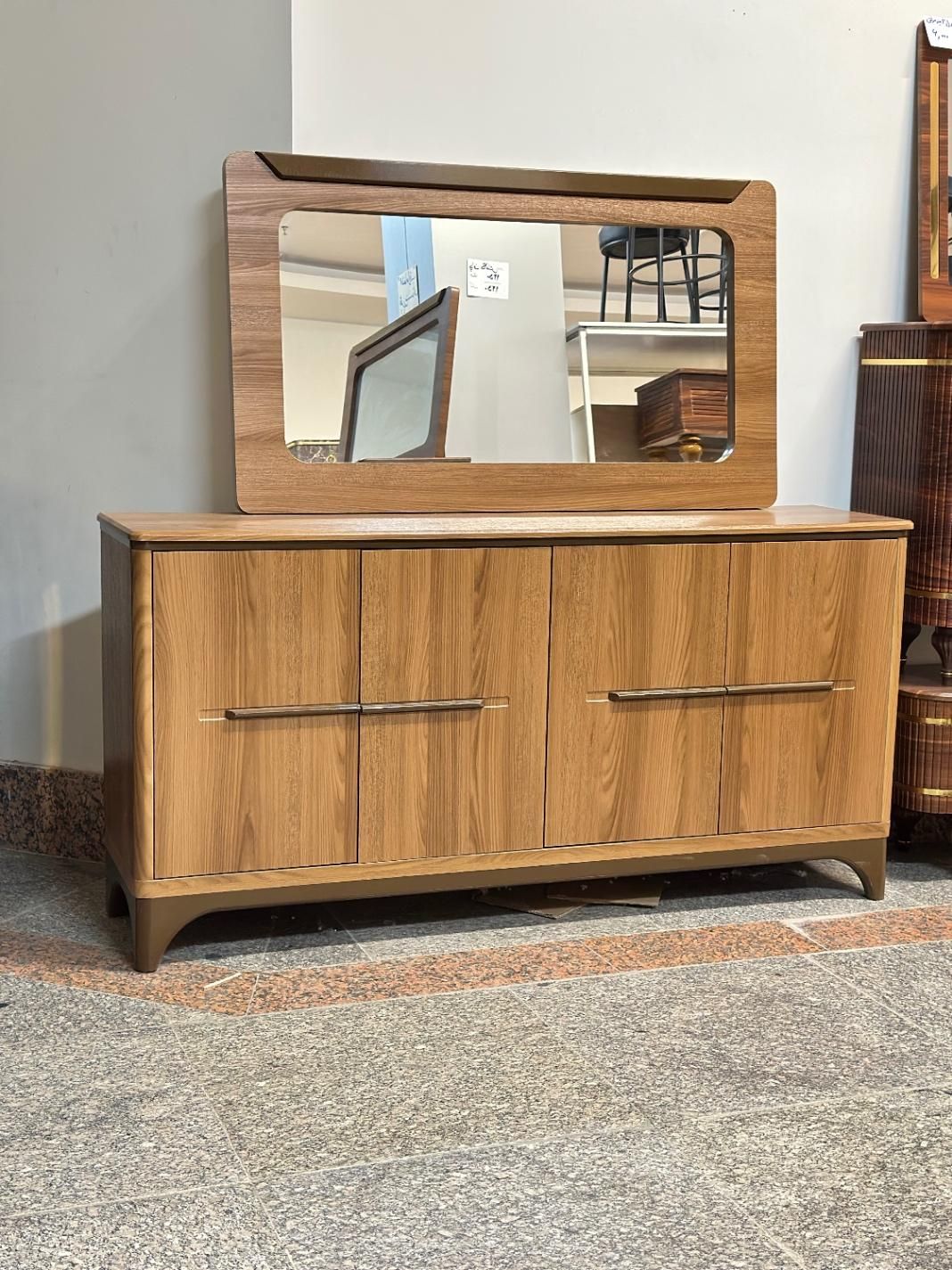 کنسول دیاکو بلوط دارای ست سالنی|بوفه، ویترین، کنسول|مشهد, وکیل‌آباد|دیوار