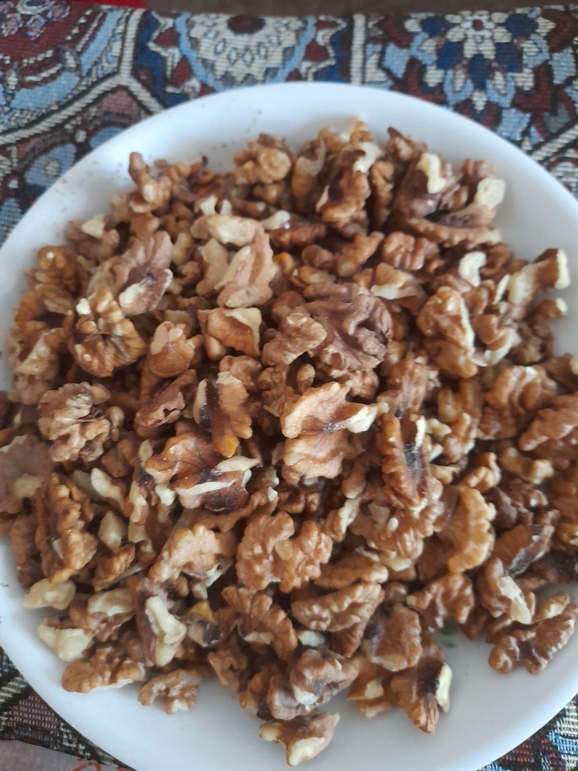 مغز گردو سفید وقهوه ای وفسنجونی برگه زردالو لواشک|خوردنی و آشامیدنی|تهران, بهداشت|دیوار