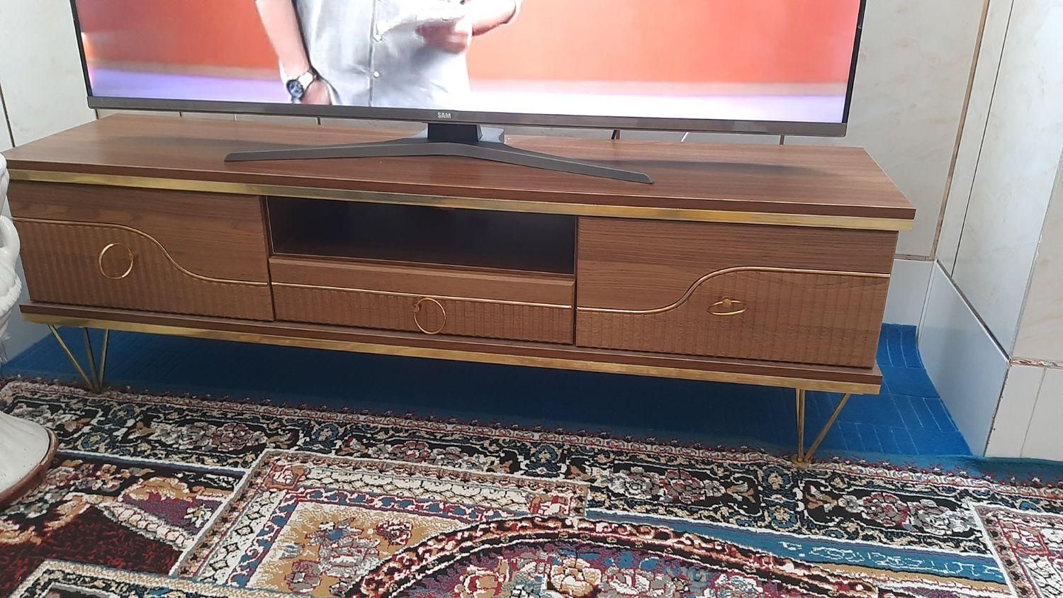 تلوزیون مدل سام دارای بلوتوث فلش وای فای|تلویزیون و پروژکتور|اصفهان, دارک|دیوار