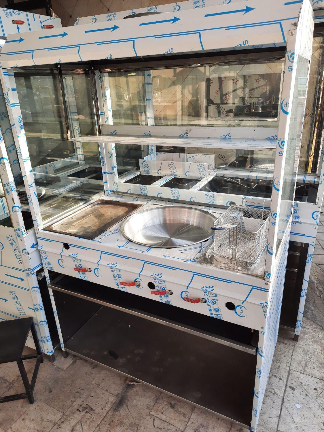 فر فلافلی .ساندویچ وپیتزایی|کافیشاپ و رستوران|اسدآباد, |دیوار