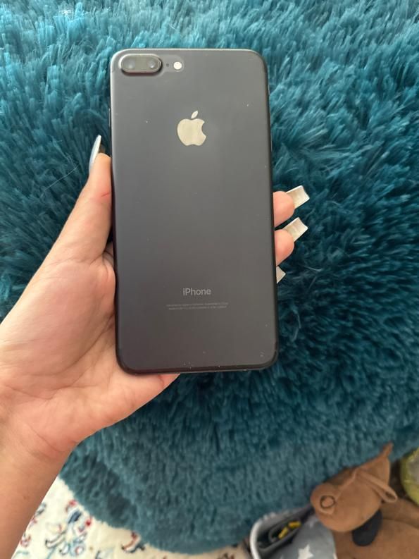 اپل iPhone 7 Plus با حافظهٔ ۱۲۸ گیگابایت|موبایل|تهران, جنت‌آباد شمالی|دیوار