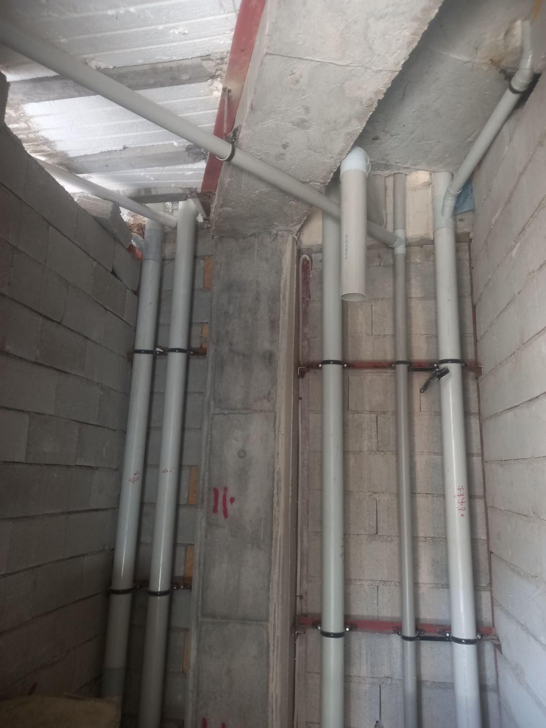 لوله کشی آذین نیوپایپ رادیاتور پکیج|خدمات پیشه و مهارت|قزوین, |دیوار