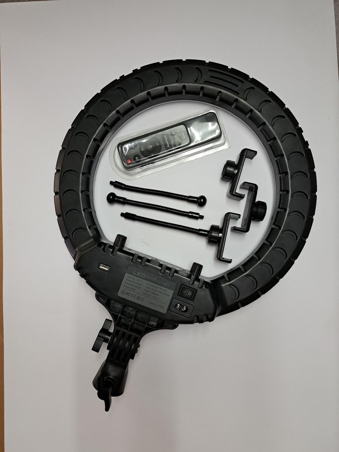 رینگ لایت 14 اینچ|دوربین عکاسی و فیلم‌برداری|بیرجند, |دیوار