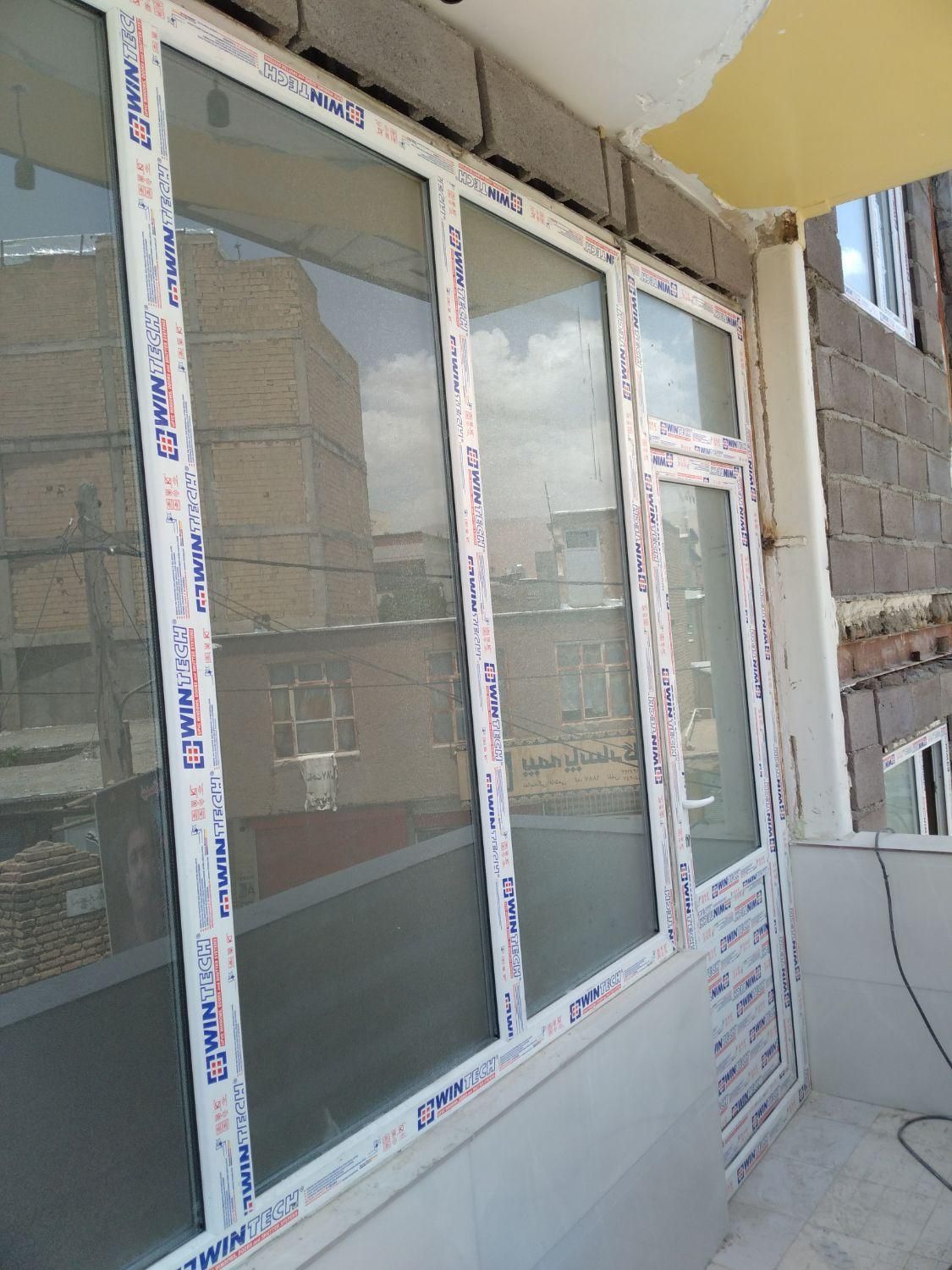 ساخت درب و پنجره وشیشه دوجداره غرب|فعالیت داوطلبانه|اسدآباد, |دیوار