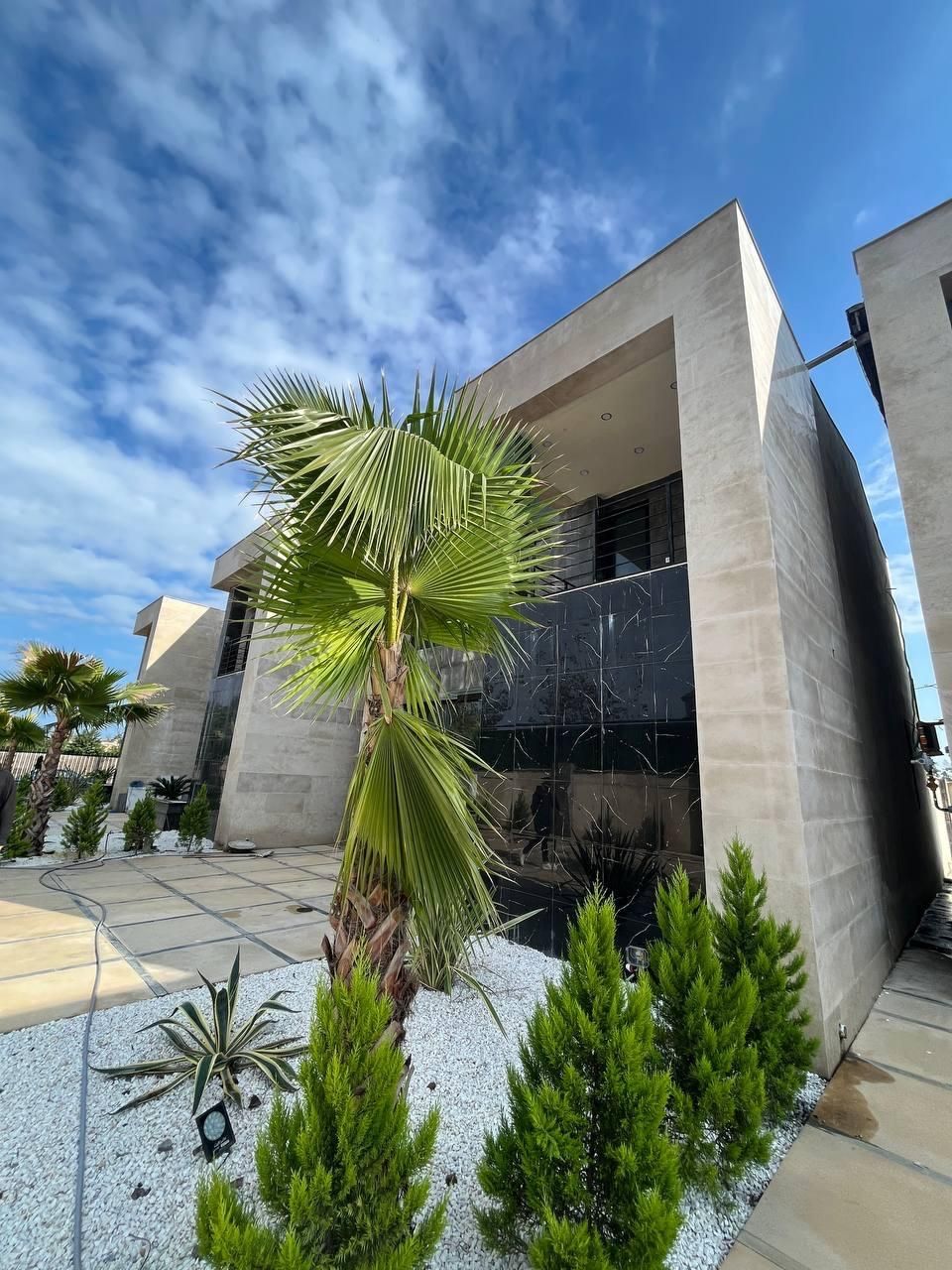 ویلا مدرن سند دار 200 متر/ دیزاین لوکس+سبک اروپایی|فروش خانه و ویلا|کیاشهر, |دیوار