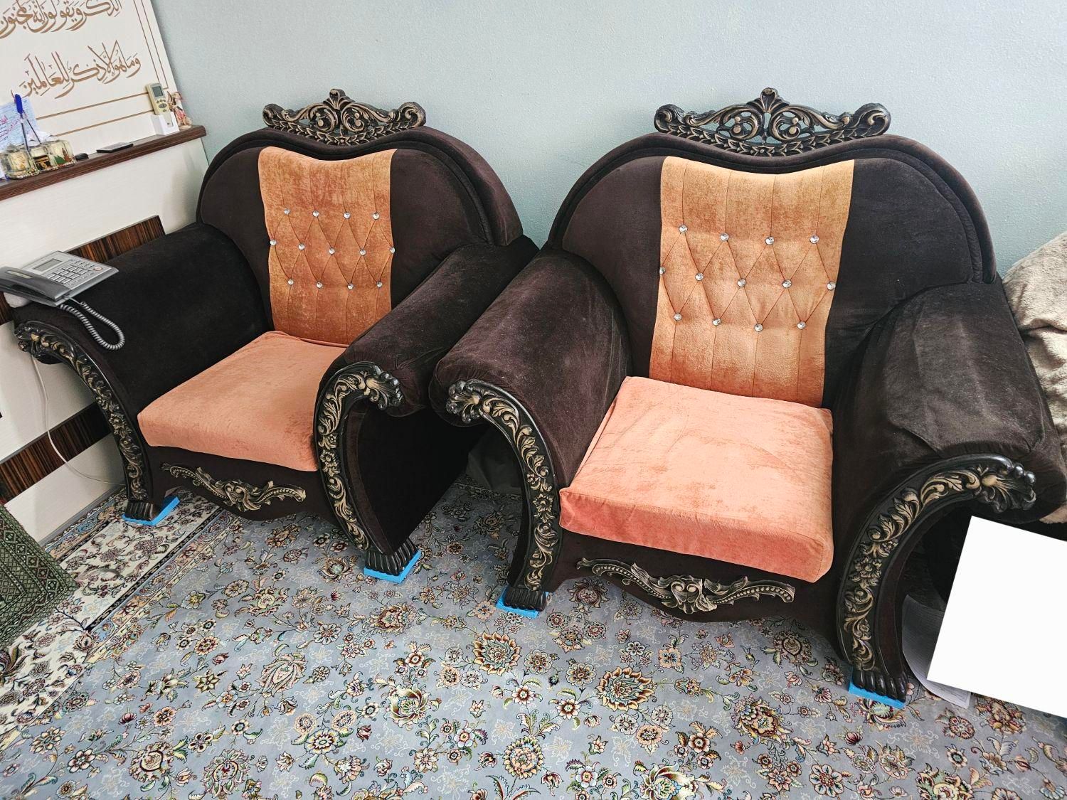 مبل ۹نفره|مبلمان خانگی و میز عسلی|پاکدشت, پارچین|دیوار