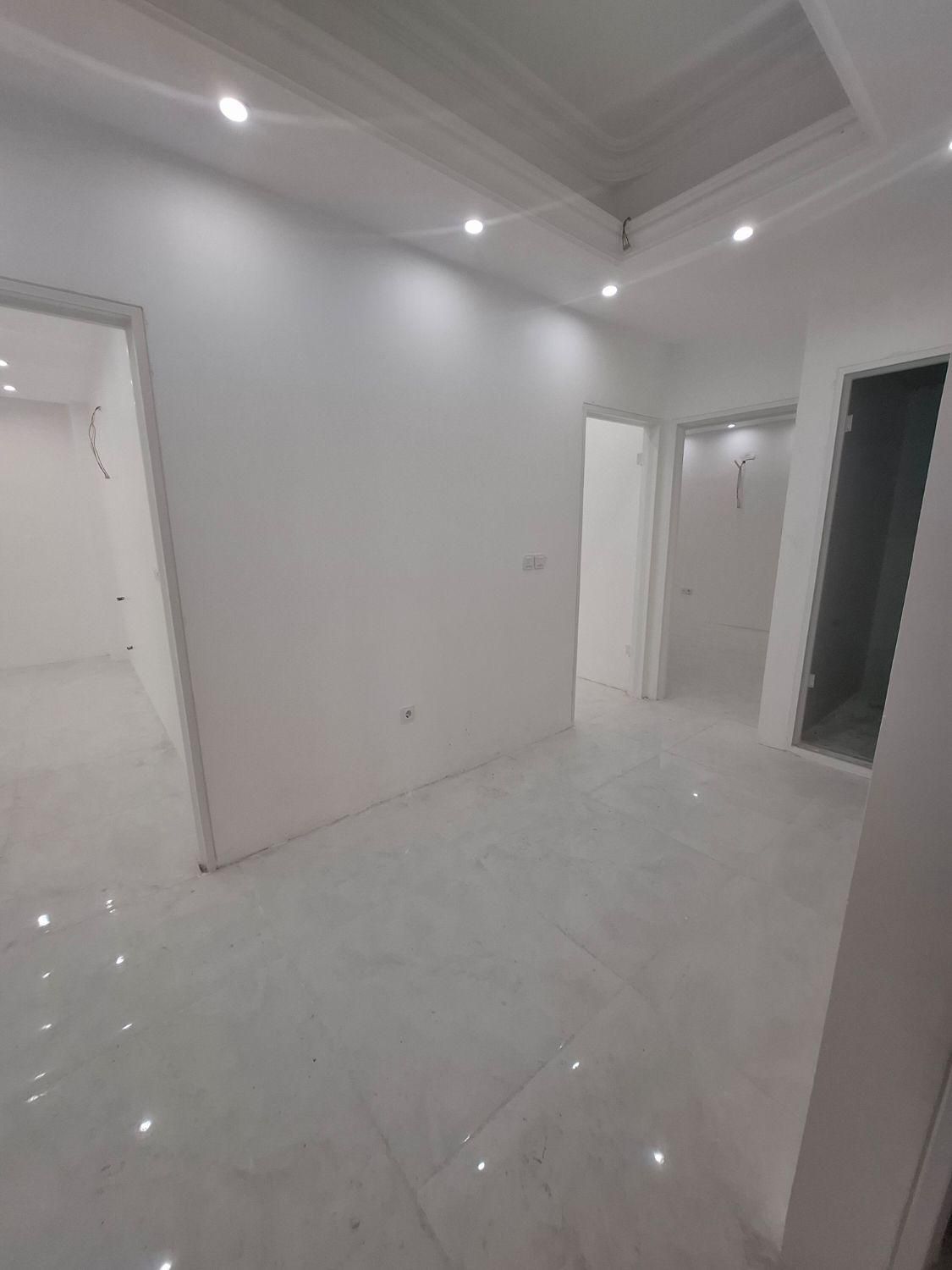 آپارتمان۲۰۰ متری جنوبی تک واحدی طبقه ۴|فروش آپارتمان|قم, انسجام|دیوار