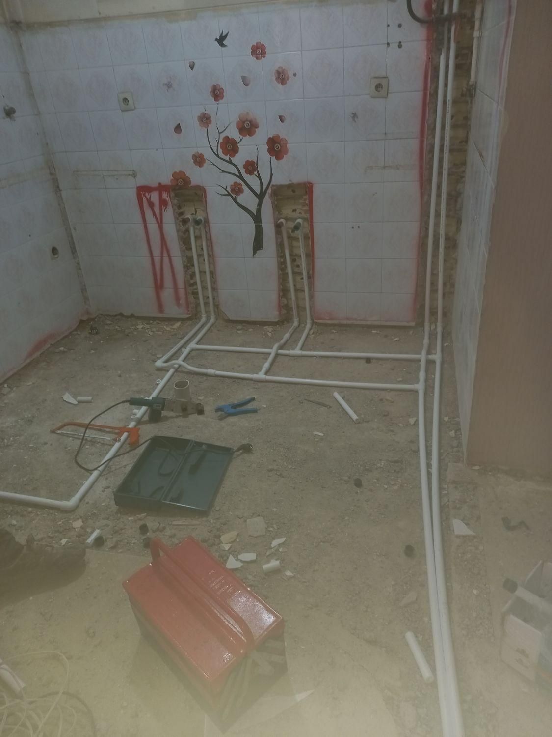 لوله کشی آب و فاضلاب تعمیرات ونصب شیرالات و پمپ|خدمات پیشه و مهارت|شیراز, شهرک مدرس|دیوار