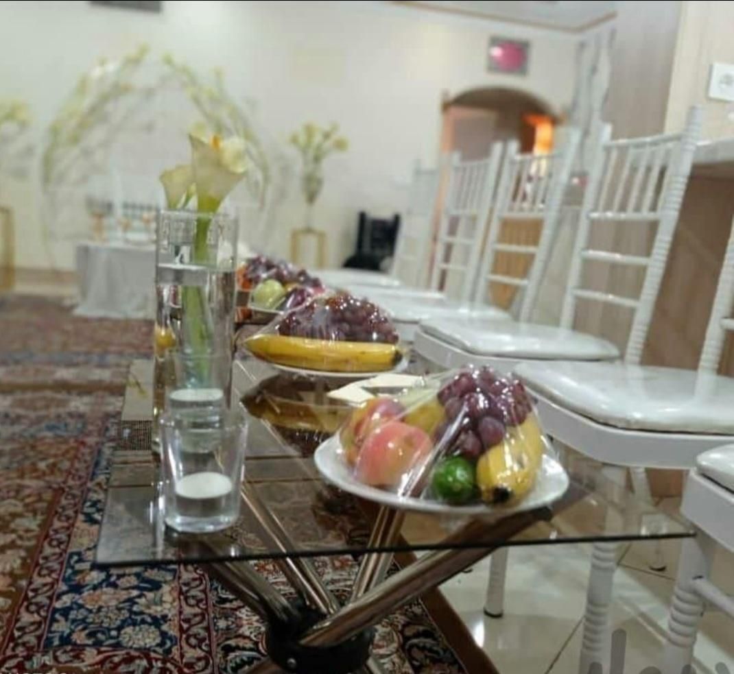 ظروف کرایه موسویان میز صندلی باند رقص نور کولر|خدمات پذیرایی، مراسم|قم, زنبیل آباد|دیوار