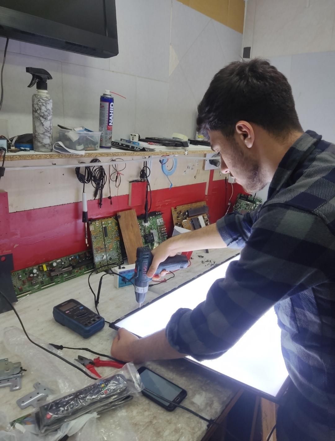 تعمیرات تخصصی تلویزیون و اسپیکر در منزل|خدمات پیشه و مهارت|محمدشهر, محمدشهر|دیوار