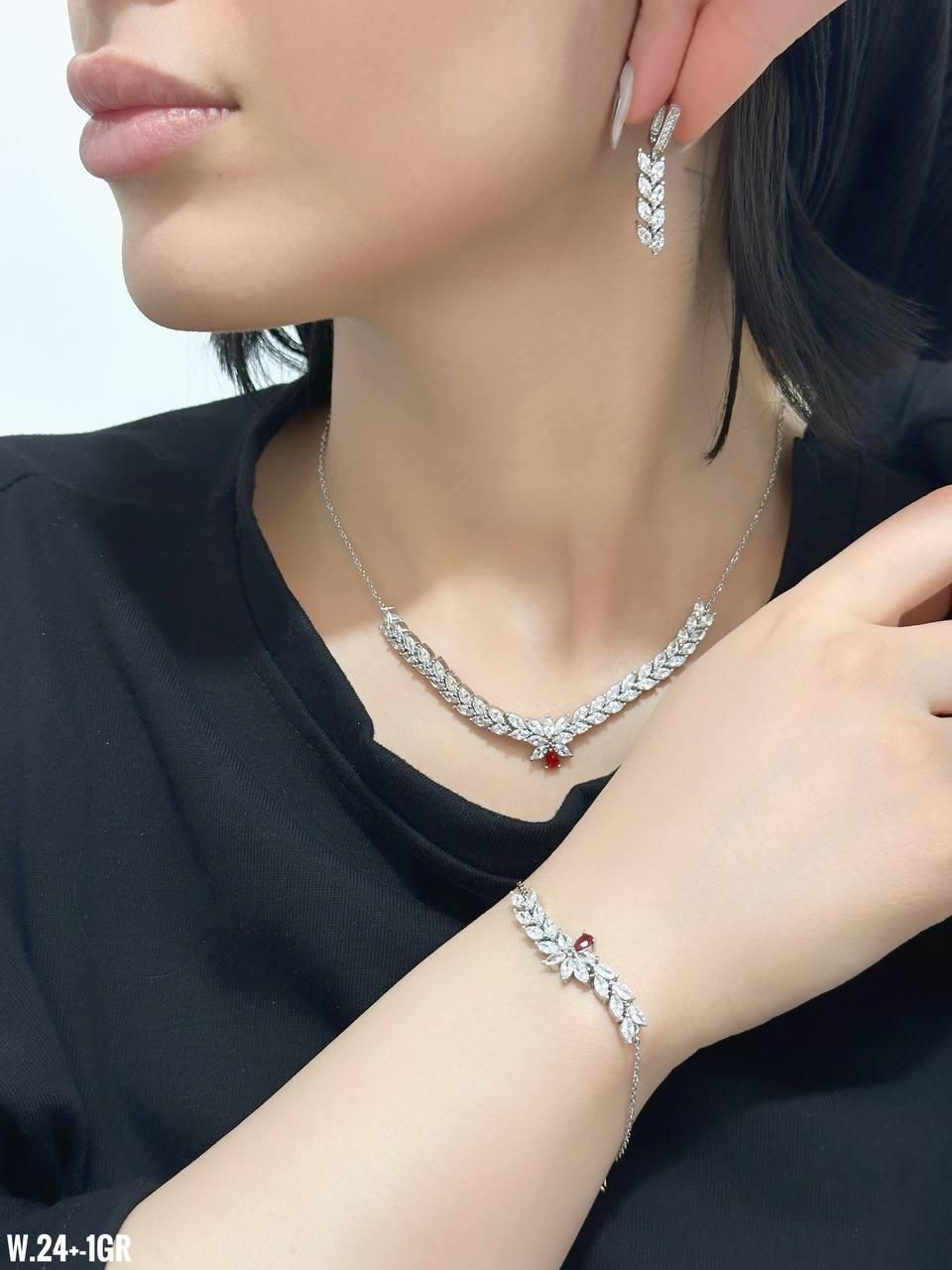 نیم ست تنیسی سیلور|بدلیجات|کرمان, |دیوار