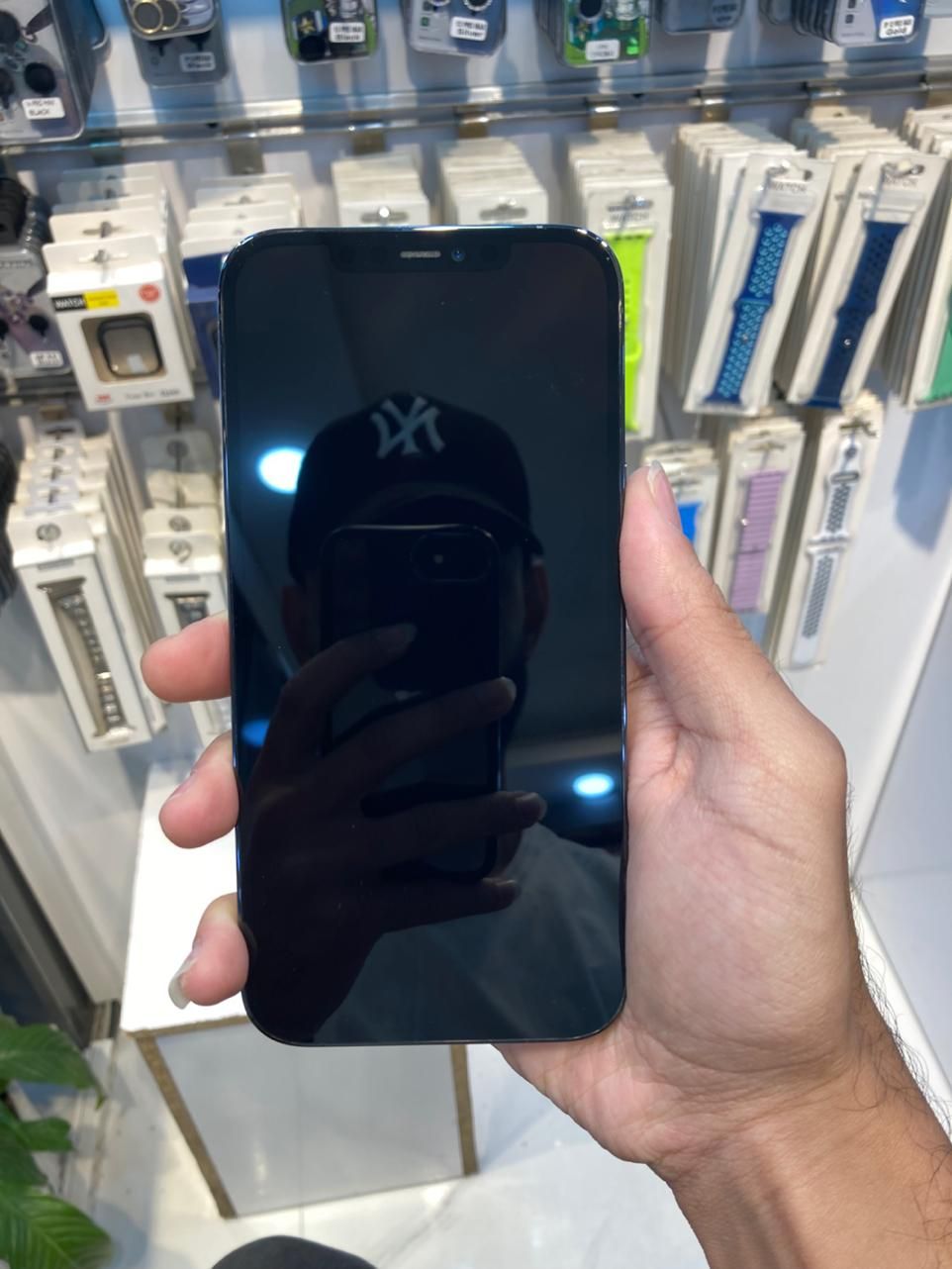 اپل iPhone 12 Pro Max با حافظهٔ ۲۵۶ گیگابایت|موبایل|رشت, حاجی آباد|دیوار