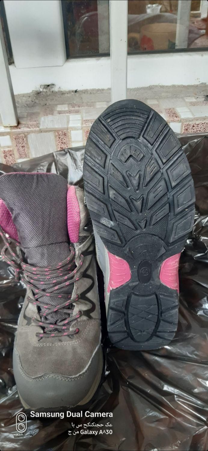 کفش کوه نوردی|کیف، کفش، کمربند|اردبیل, |دیوار