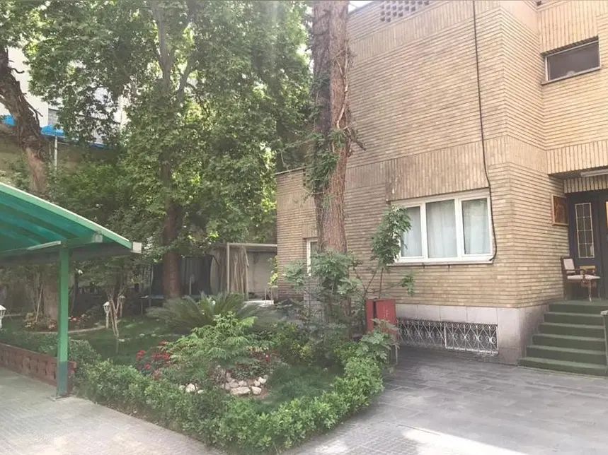 پاسداران دروس ۷۵۰م کلنگی زمین ویلایی مستغلات|فروش زمین و ملک کلنگی|تهران, پاسداران|دیوار