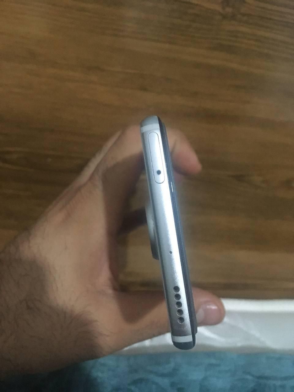 Moto z4|موبایل|تهران, آذری|دیوار