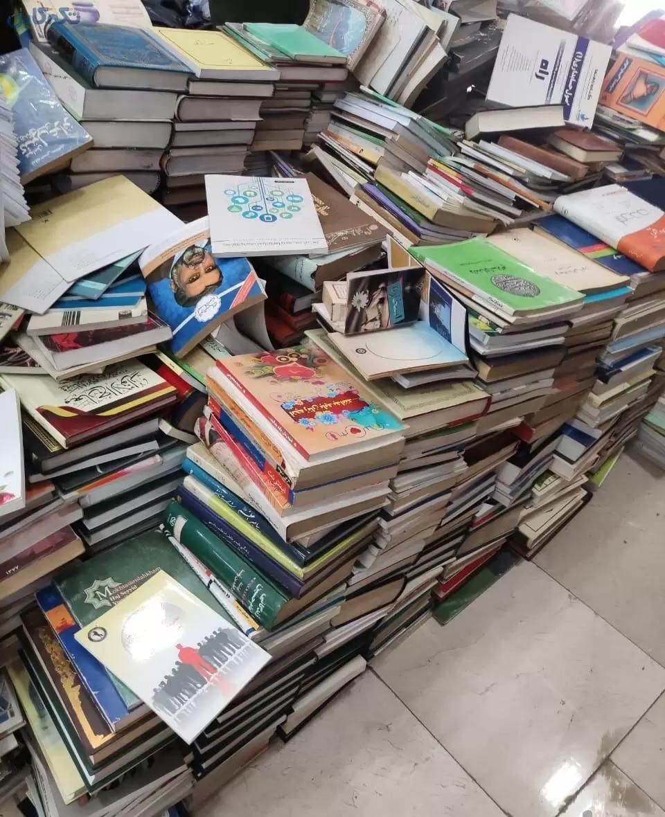 خریدوفروش کتاب دفتر کاغذ کارتن|عمده‌فروشی|تهران, ونک|دیوار