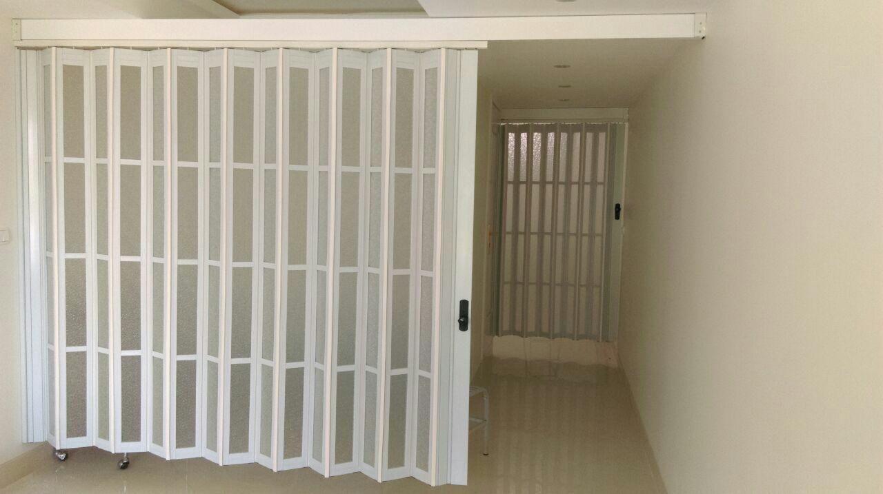 نمایندگی رسمی درب ،پارتیشن و جداکننده آکاردئونی|خدمات پیشه و مهارت|شیراز, وصال|دیوار