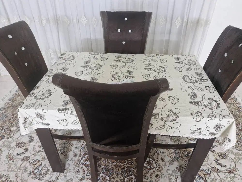 میز ناهار خوری با مبل شیک و تمیز|مبلمان خانگی و میز عسلی|کرج, کوی بعثت|دیوار
