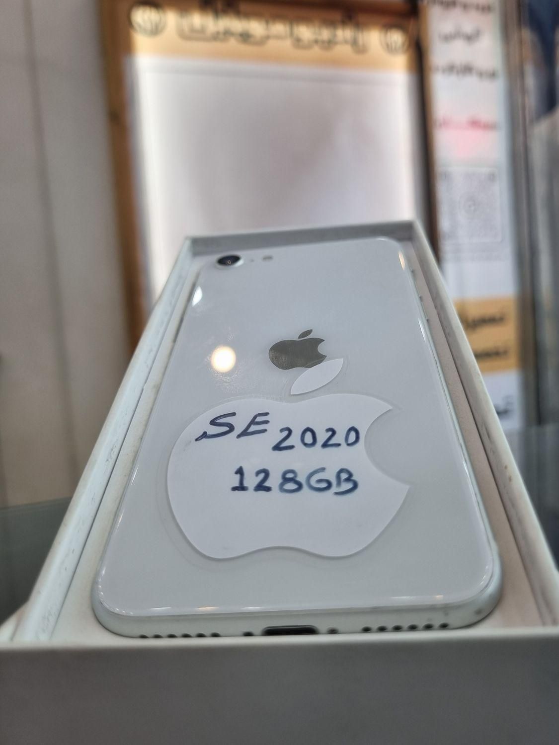 کارکرده SE 2020|موبایل|اصفهان, گلزار|دیوار