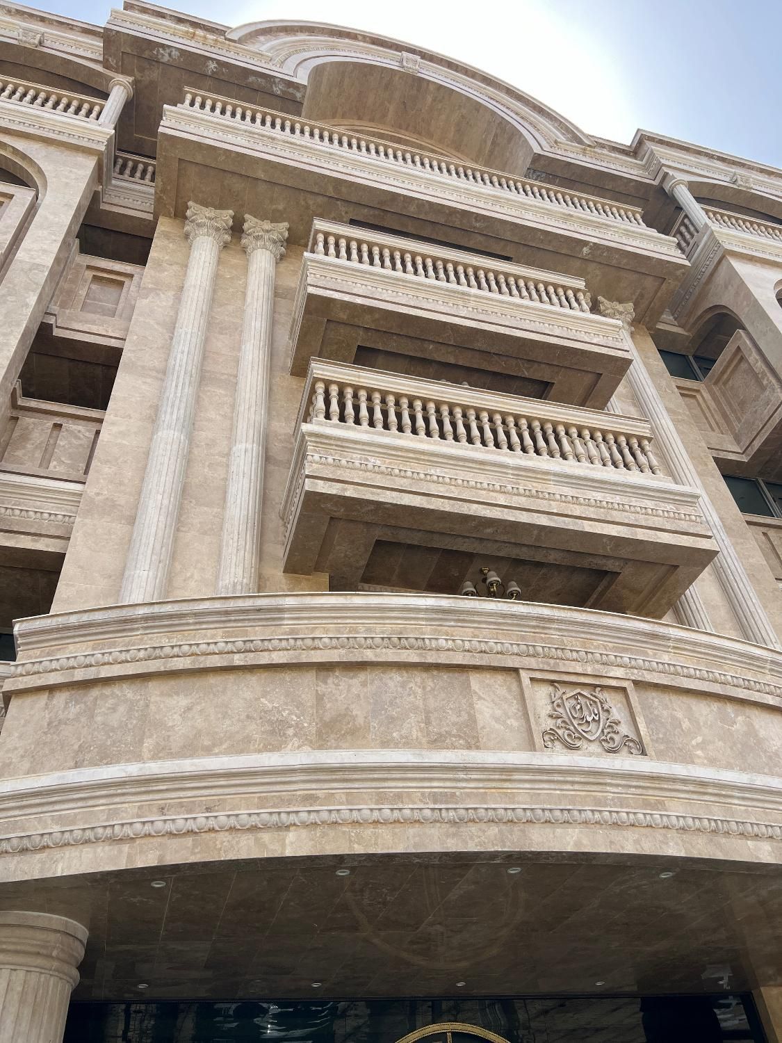 فروش اپارتمان کلاهدوز اکازیون لوکیشن عالی*|فروش آپارتمان|شیراز, کلاهدوز|دیوار