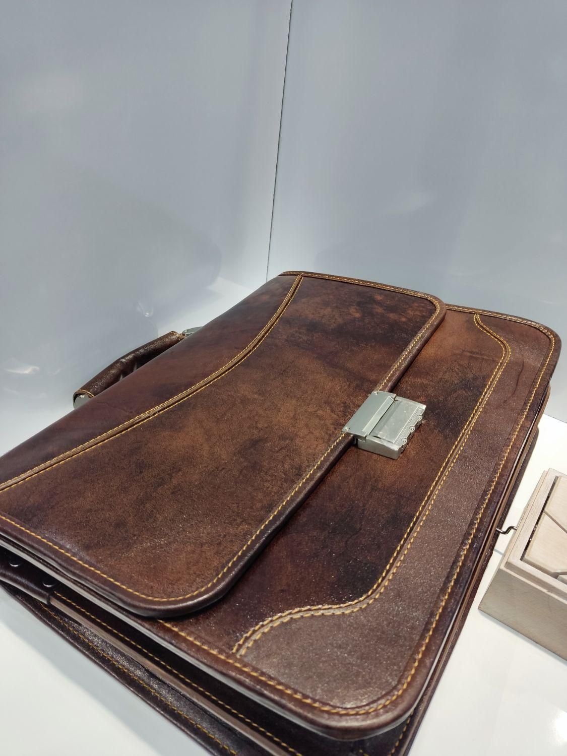 چرم اداری اورجینال اردلان بیرانوند|کیف، کفش، کمربند|خرمآباد, |دیوار