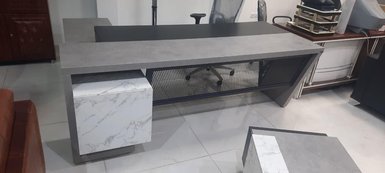 میز اداری لاکچری رنگ طوسی|مبلمان اداری|کاشان, میدان کهنه|دیوار