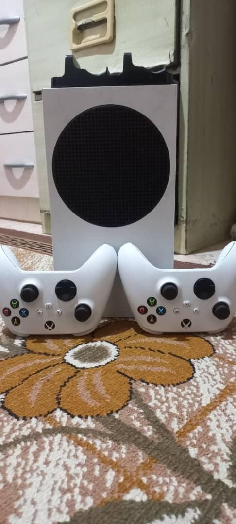 ایکس باکس سری اس Xboxseries S دودسته|کنسول، بازی ویدئویی و آنلاین|فردیس, |دیوار