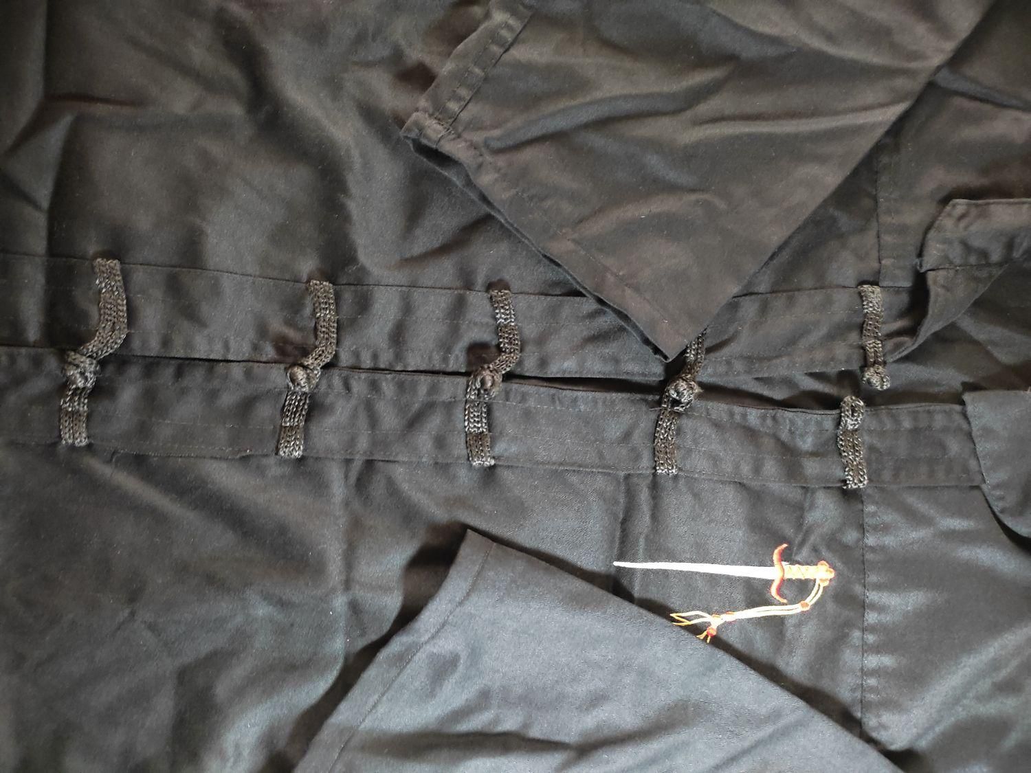 لباس کنگ فو توآ|لباس|خرمشهر, |دیوار