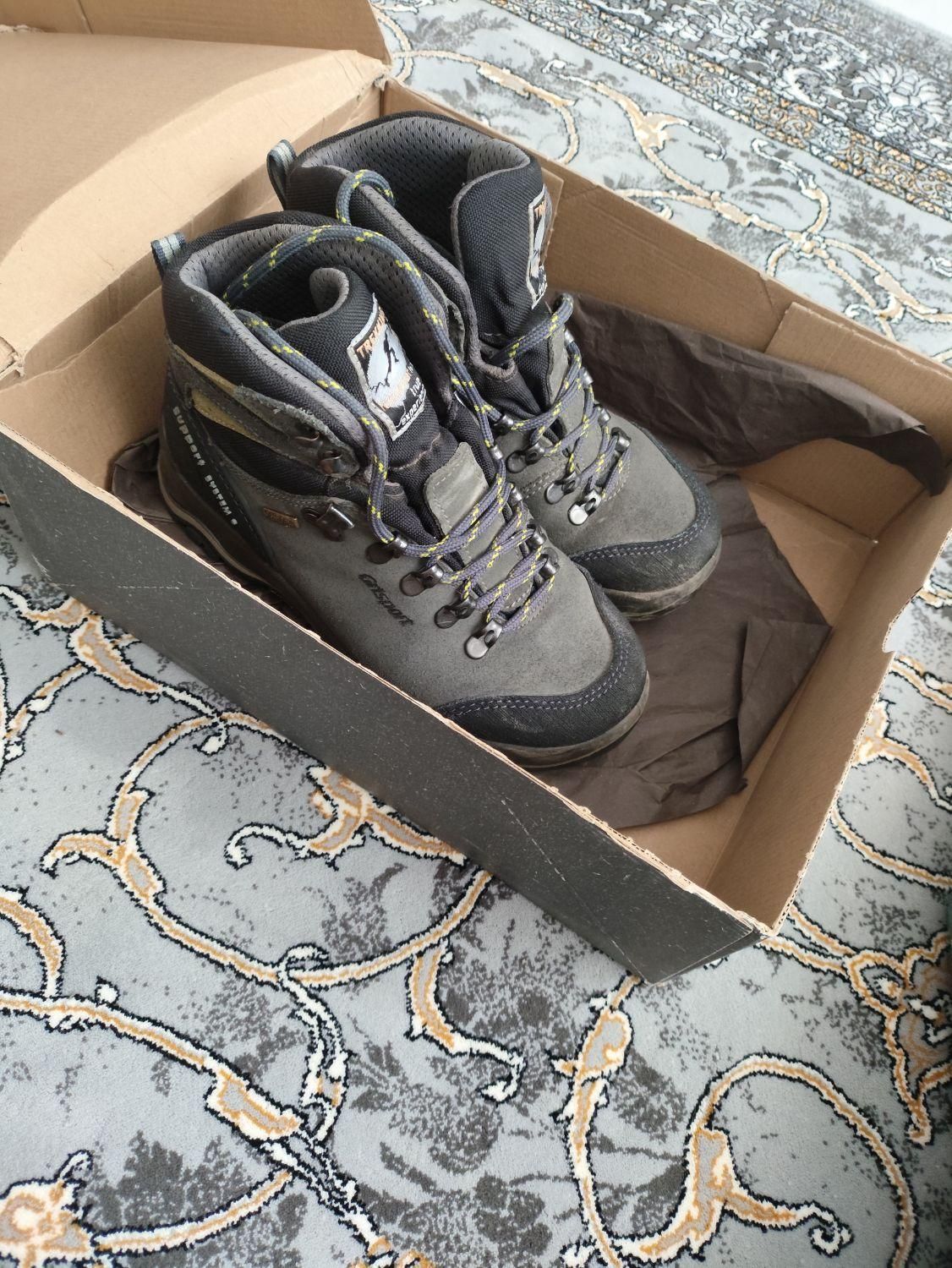 کفش کوهنوردی|کوهنوردی و کمپینگ|شاهین‌شهر, شهرک پردیس|دیوار