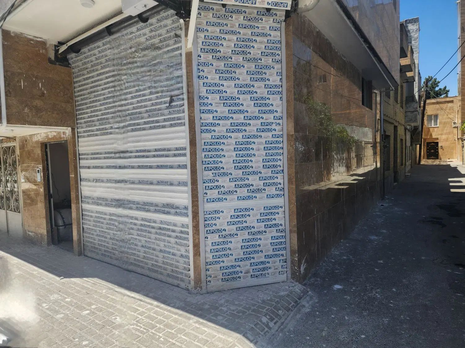 ۳۵ متر مغازه ،نزدیک به حاشیه عامل،۶ متر بالکن|فروش مغازه و غرفه|مشهد, شهید مطهری|دیوار