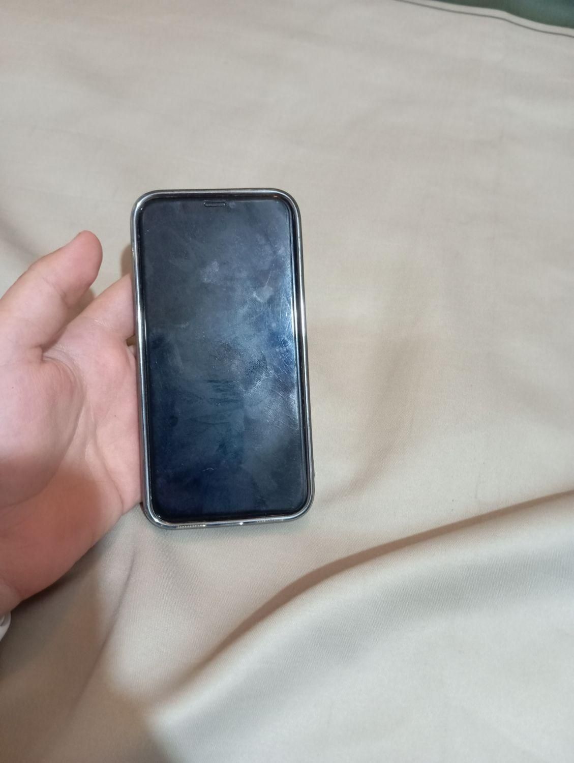 اپل iPhone 11 Pro با حافظهٔ ۶۴ گیگابایت|موبایل|تهران, بهارستان|دیوار
