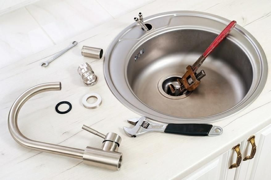 تعمیرات تخصصی پکیج ، آبگرمکن دیواری و لوله کشی آب|خدمات پیشه و مهارت|مرند, |دیوار