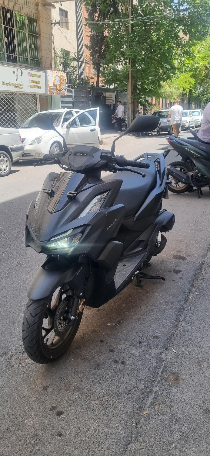 vario 160|موتورسیکلت|تهران, پیروزی|دیوار