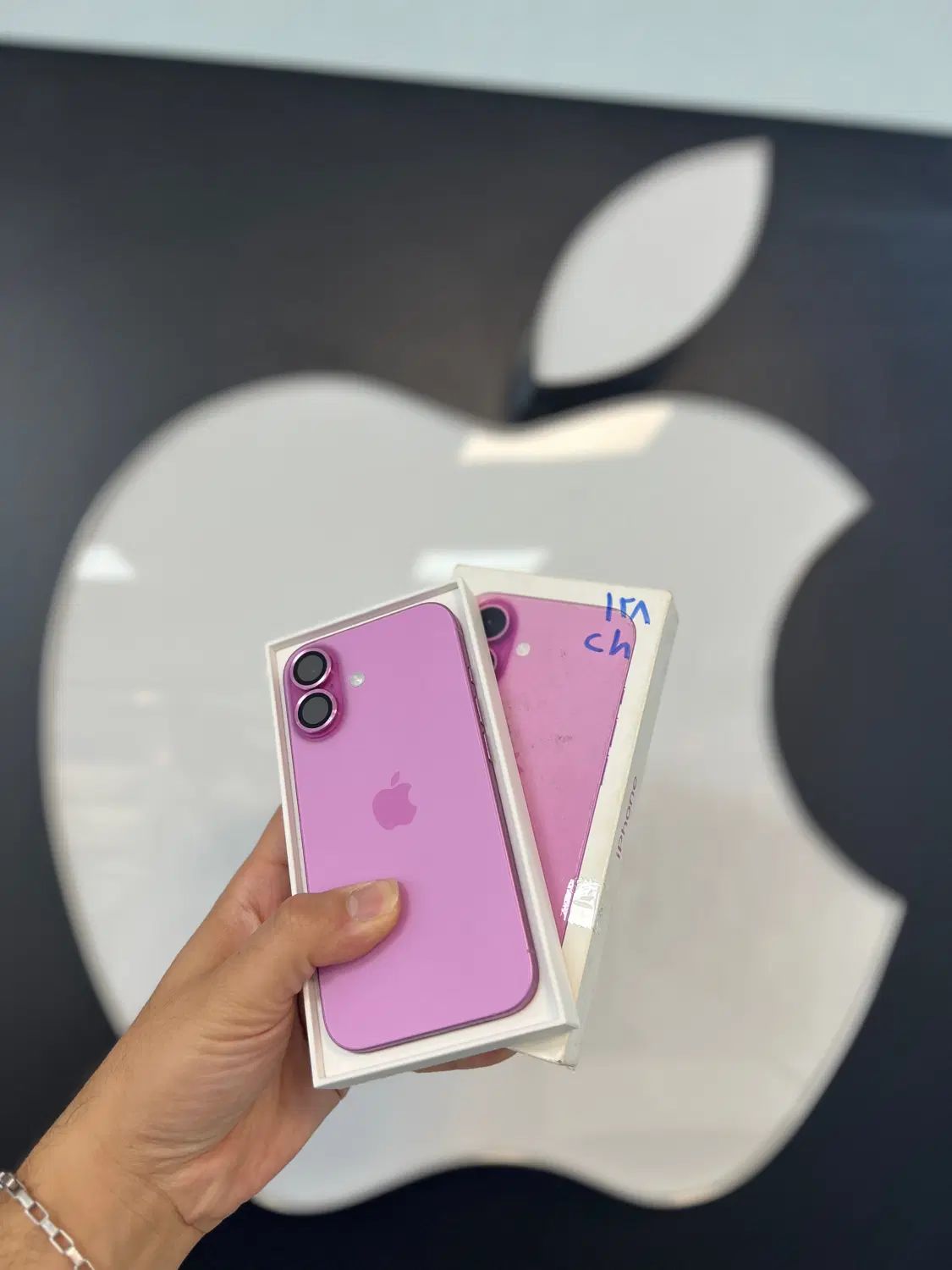 اپل آیفون iphone 16 128GB پک اصلی دو سیم باطری ۱۰۰|موبایل|کرج, اصفهانی‌ها|دیوار