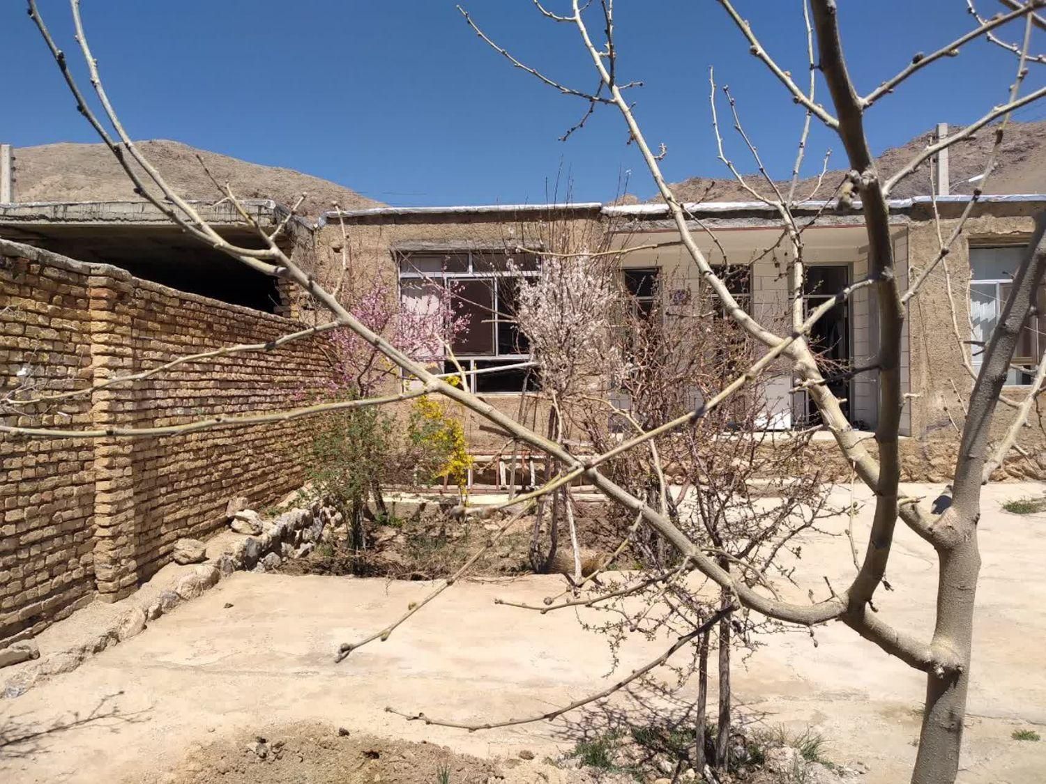 خانه ویلایی روستای دهنو بروجن|فروش خانه و ویلا|بروجن, |دیوار