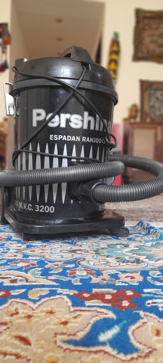 یک عدد جارو برقی بفروش میرسد نیاز ب تعمیر دارد|جاروبرقی، جارو شارژی، بخارشو|شهرکرد, |دیوار