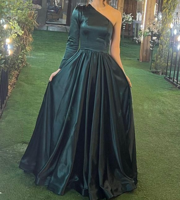 لباس مجلسی ساتن رنگ سبز|لباس|اندیشه, اندیشه فاز ۱|دیوار