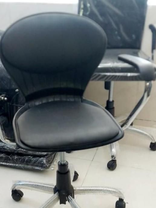 میز مدیریتی و صن دلی مدیریتی|مبلمان اداری|ارومیه, |دیوار