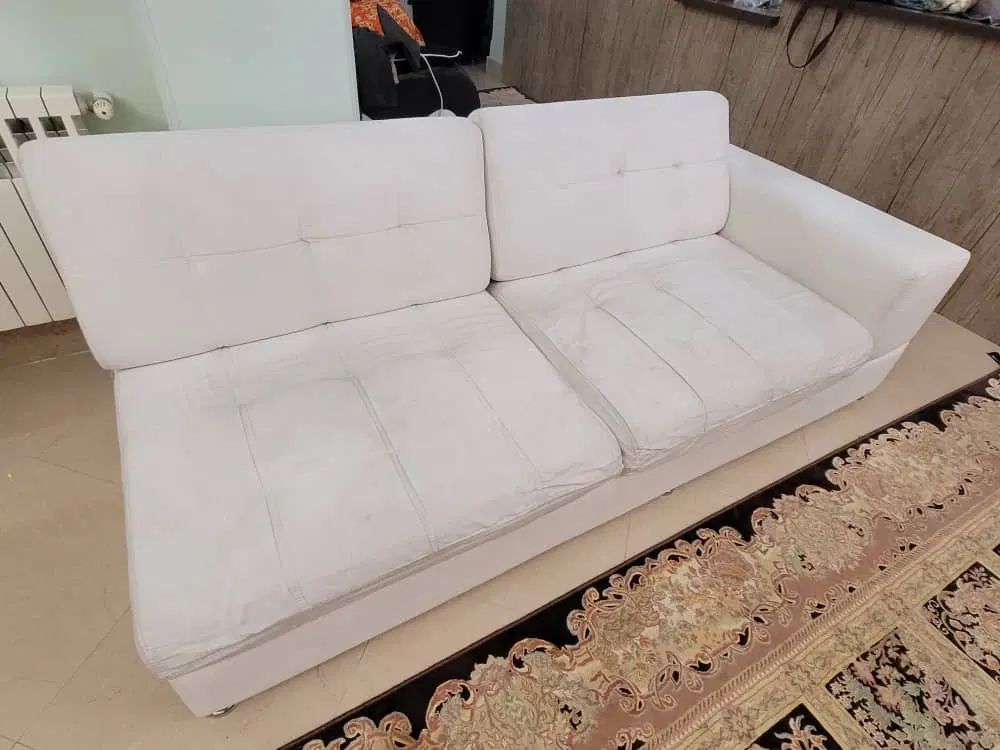 مبل ۷ نفره و‌ کاناپه و یک بوفه به همراه کریستال|مبلمان خانگی و میز عسلی|تهران, دربند|دیوار