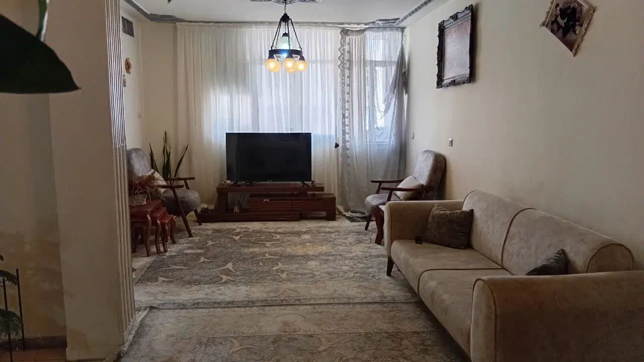 دربستی ۲ طبقه  مستقل دسترسی به خیابان اصلی|اجارهٔ خانه و ویلا|تهران, یاخجی آباد|دیوار