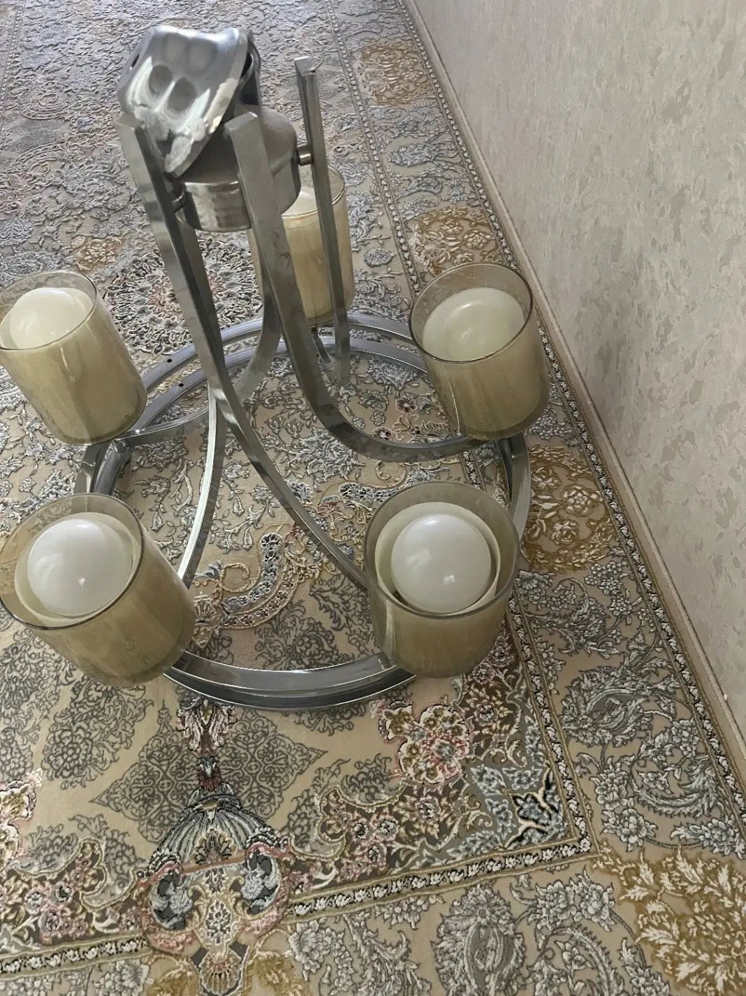 یک عدد لوستر ۵شاخه کاملا سالم|لوستر و چراغ آویز|مشهد, کوی المهدی|دیوار