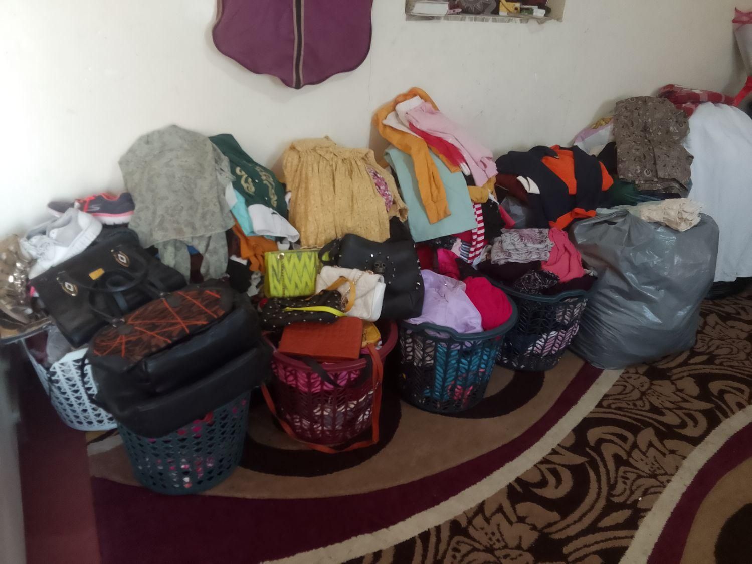 انواع لباس بچگانه و زنانه و مردانه تاناکورا|لباس|دوگنبدان, |دیوار