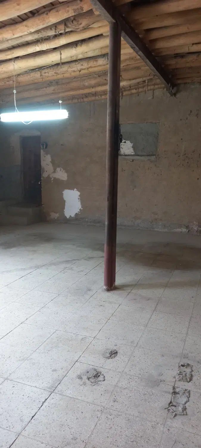 کارگاه با برق ۳فاز آب تلفن ۹۰متر|اجارهٔ مغازه و غرفه|اصفهان, کردآباد|دیوار